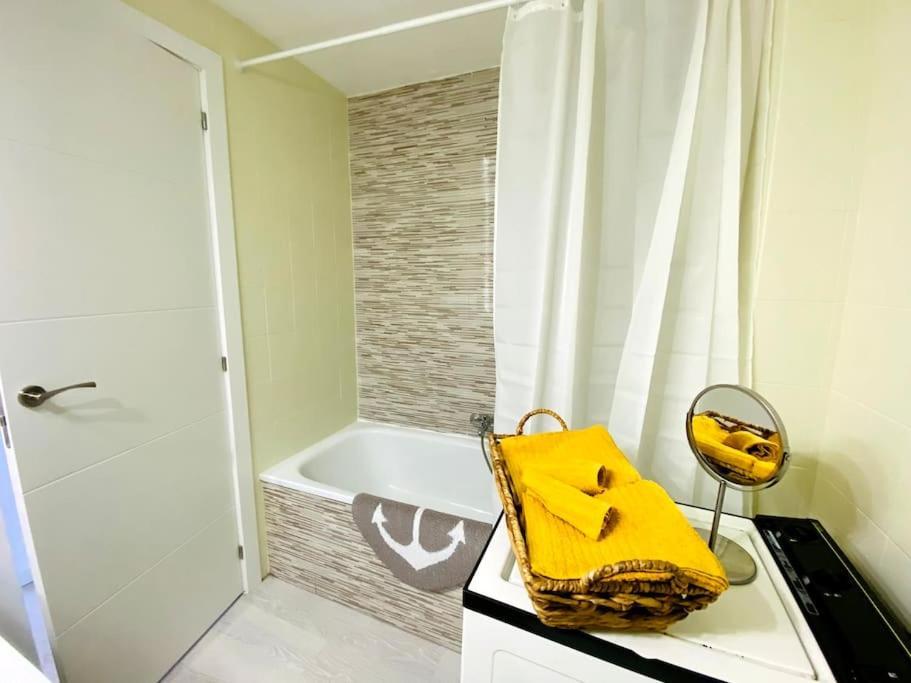 Apartamentos Stil Mar Anna - L'Escala Stil Mar Anna Calm Bagian luar foto